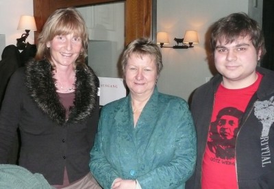 Silvia Löhrmann (Mitte) mit Barbara Köß und Alexander Ringbeck auf dem Neujahrsempfang 2012