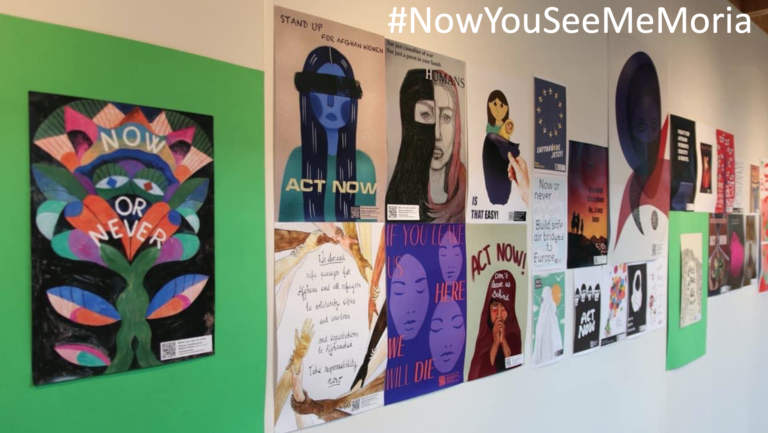 Seebrücke macht mit Ausstellung „#NowYouSeeMeMoria“ Schrecken von Moria sichtbar!